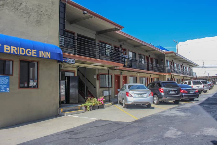 Bay Bridge Inn San Francisco — parking