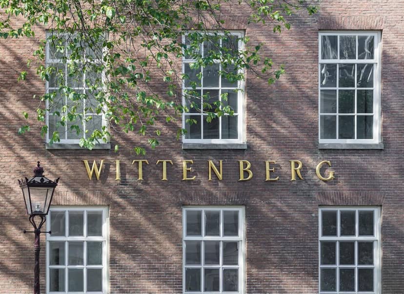 Wittenberg by Cove — building