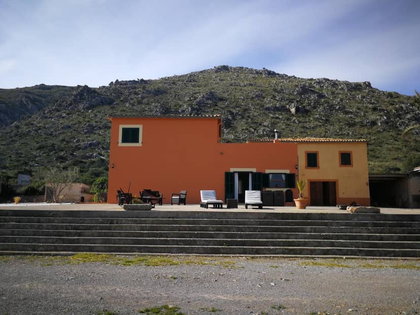 Ses Roques — building