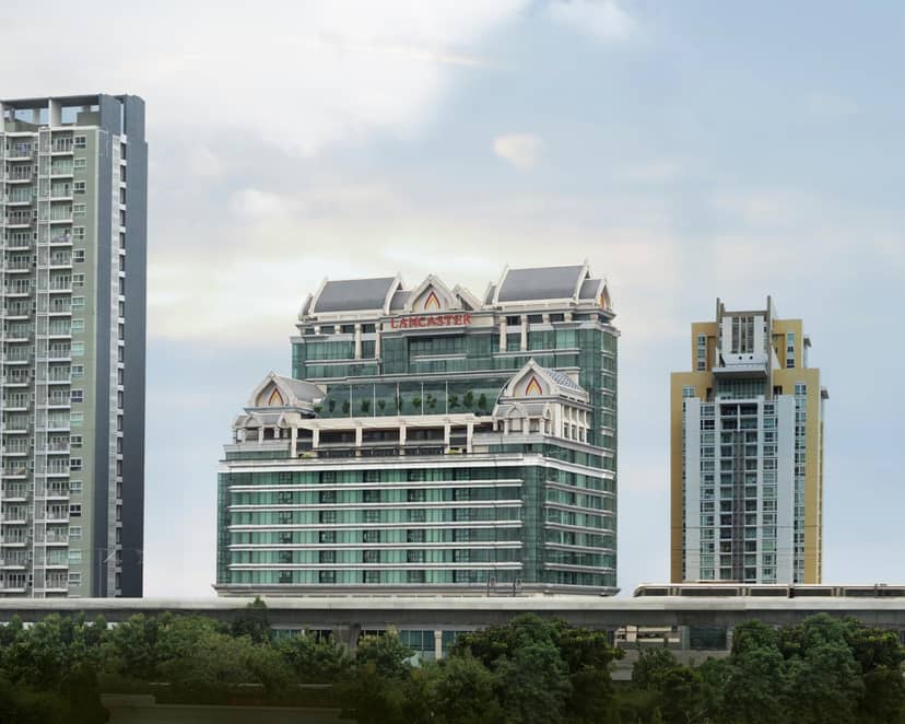 Lancaster Bangkok — building