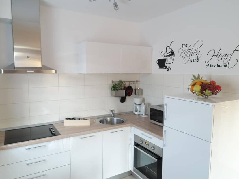 Cornial — kitchen