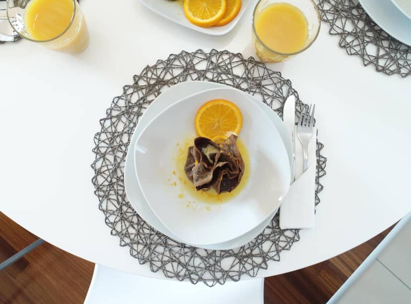 Cornial — dining