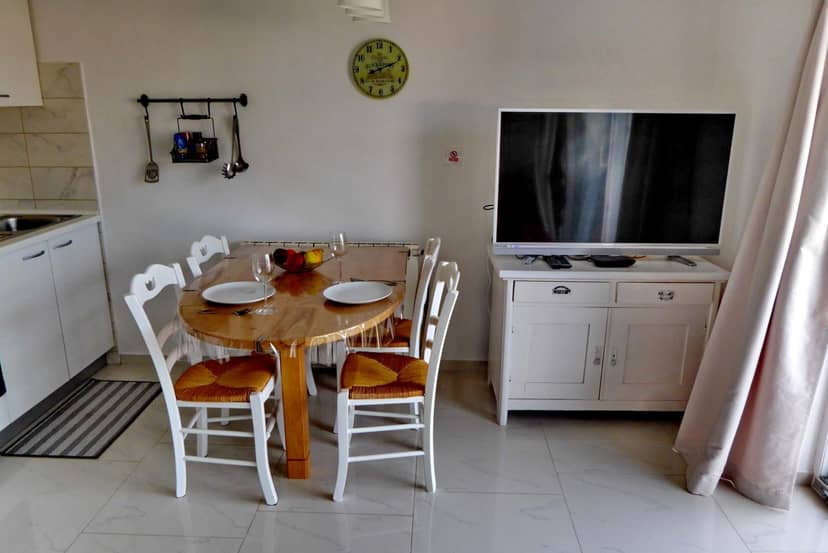 Apartments Curicta 1 — dining