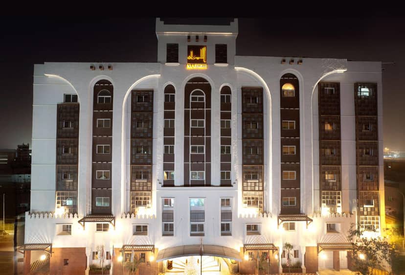 Al Liwan Suites — building