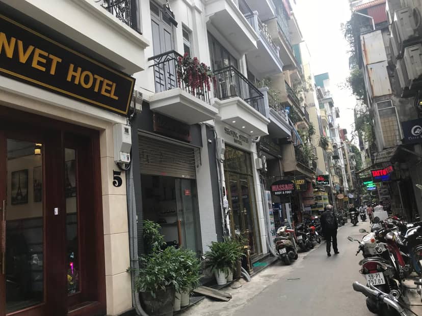 Hanoi Hanvet Hotel — building