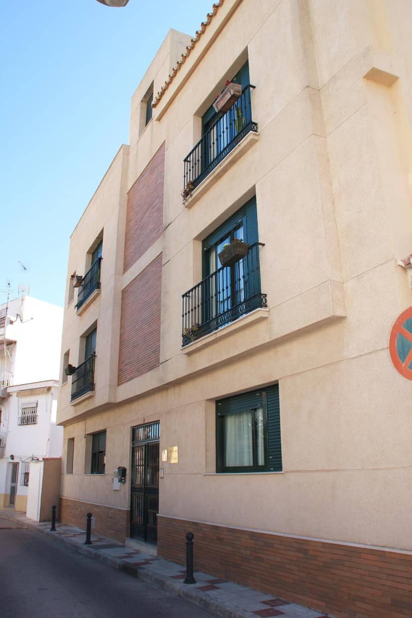 Apartamentos Flores — building