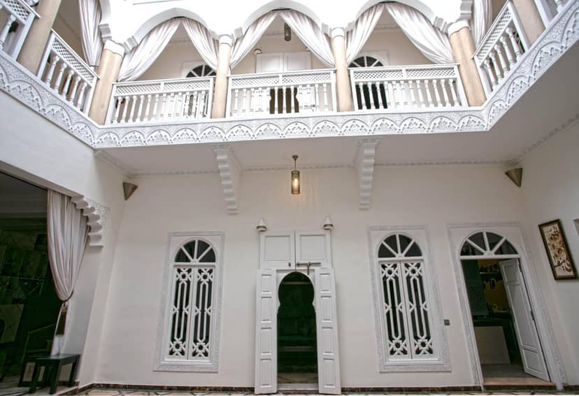 RIAD DREAMS — building