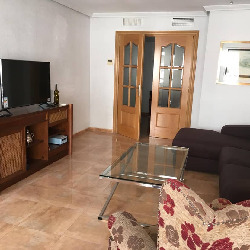 Apartamento en Alicante, Plaza de España, zona Mercado, AA — hotel room