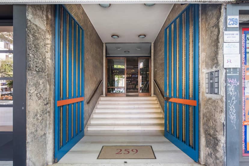 Trastevere Gallery Suites — building