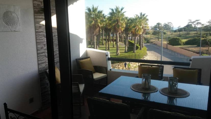 Apartamentos Sao Rafael, 80b — balance & terrace