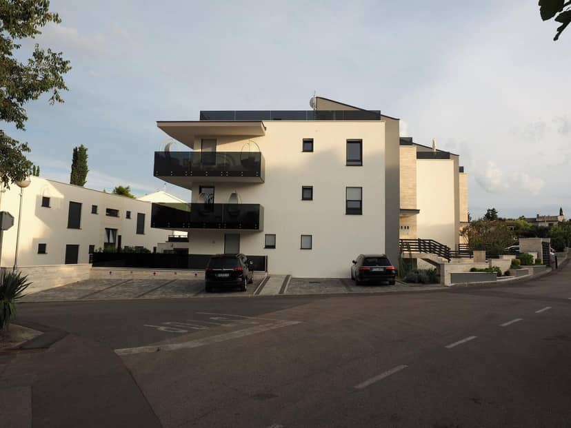 Argonaut — building