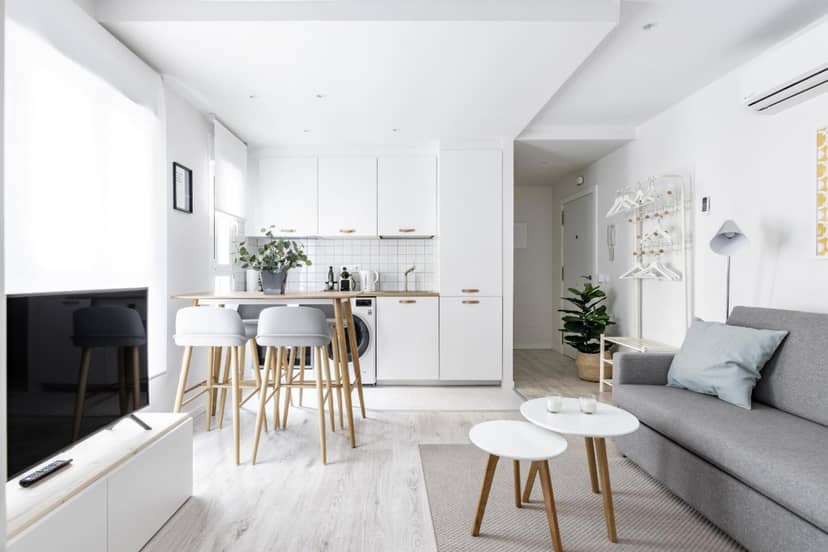 MAD Apartments by Olala Homes — hotel room