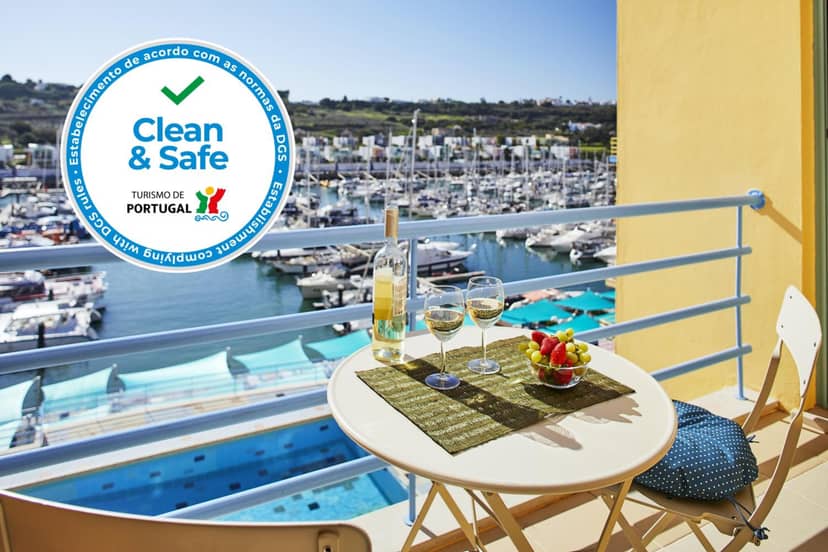 Casas Barulho Albufeira Marina — balance & terrace