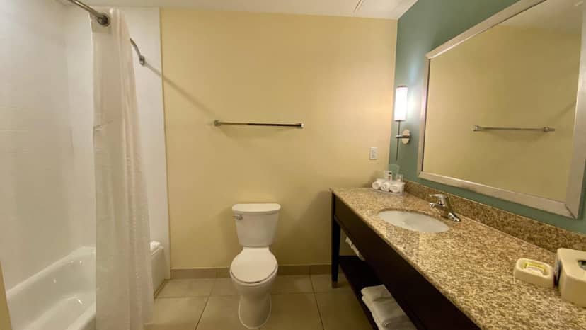 Holiday Inn Express Hotel & Suites Orlando East-UCF Area by IHG
