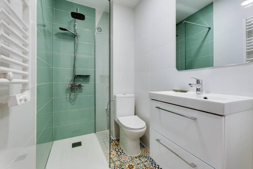 Miralmar Apartamento — bathroom
