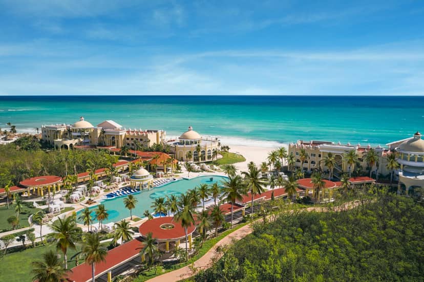 JOIA Paraiso by Iberostar - Adults Only All Inclusive Resort — building