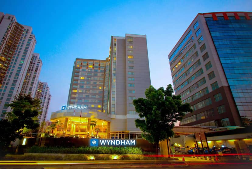 Wyndham Casablanca Jakarta — building