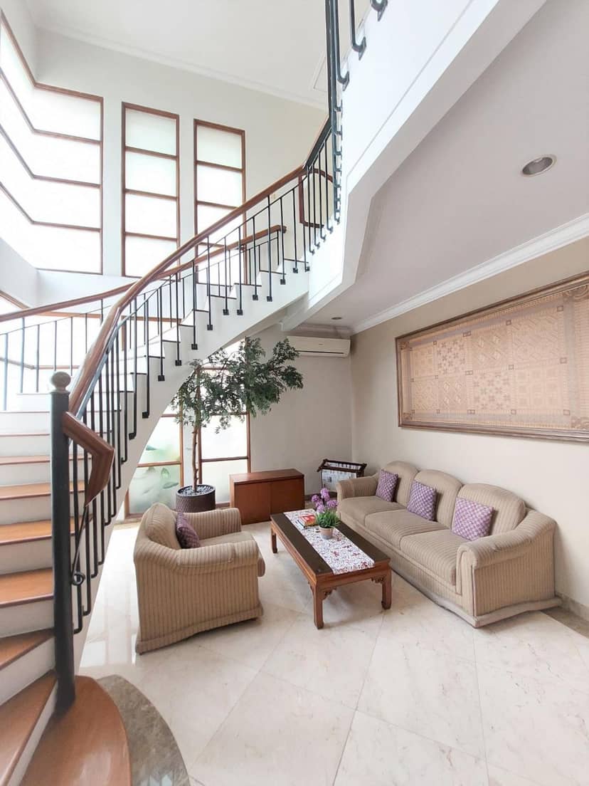 Via Renata Prapanca — recepcion & lobby