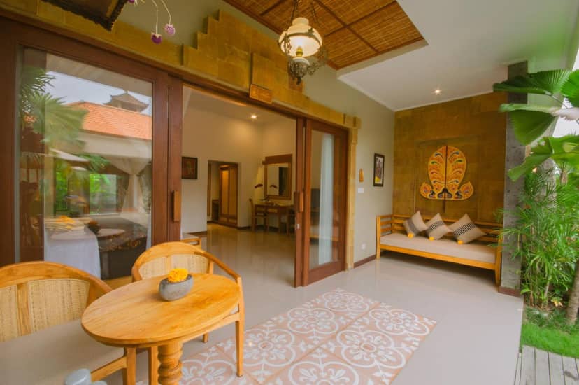 Govala Ubud Villas & SPA — balance & terrace
