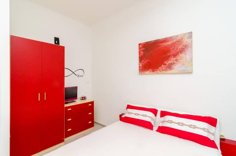 Apartment Caceris — hotel room