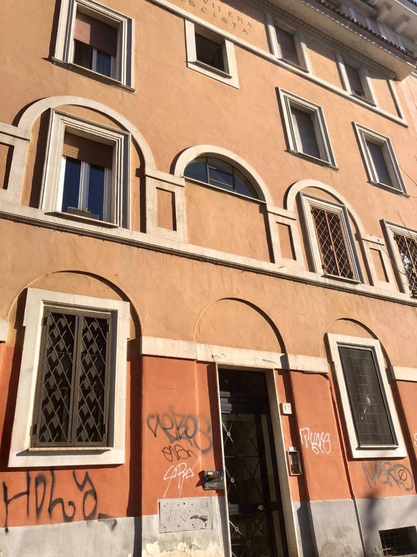 Domus Giordano — building