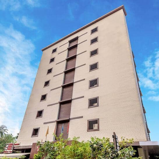Hotel Oriental Aster - Mumbai International Airport — building