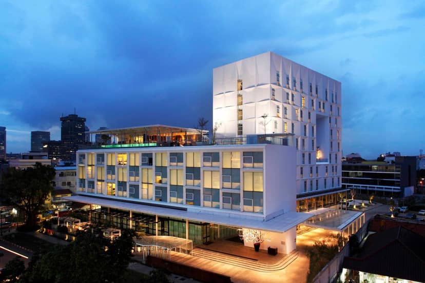 Morrissey Hotel — building