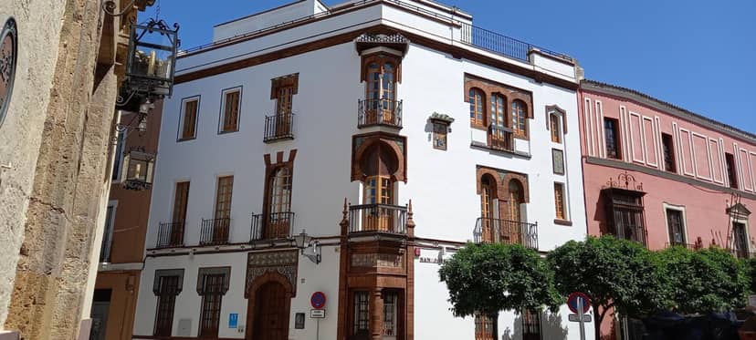 Casa Palacio La Casa Blanca Suites — building