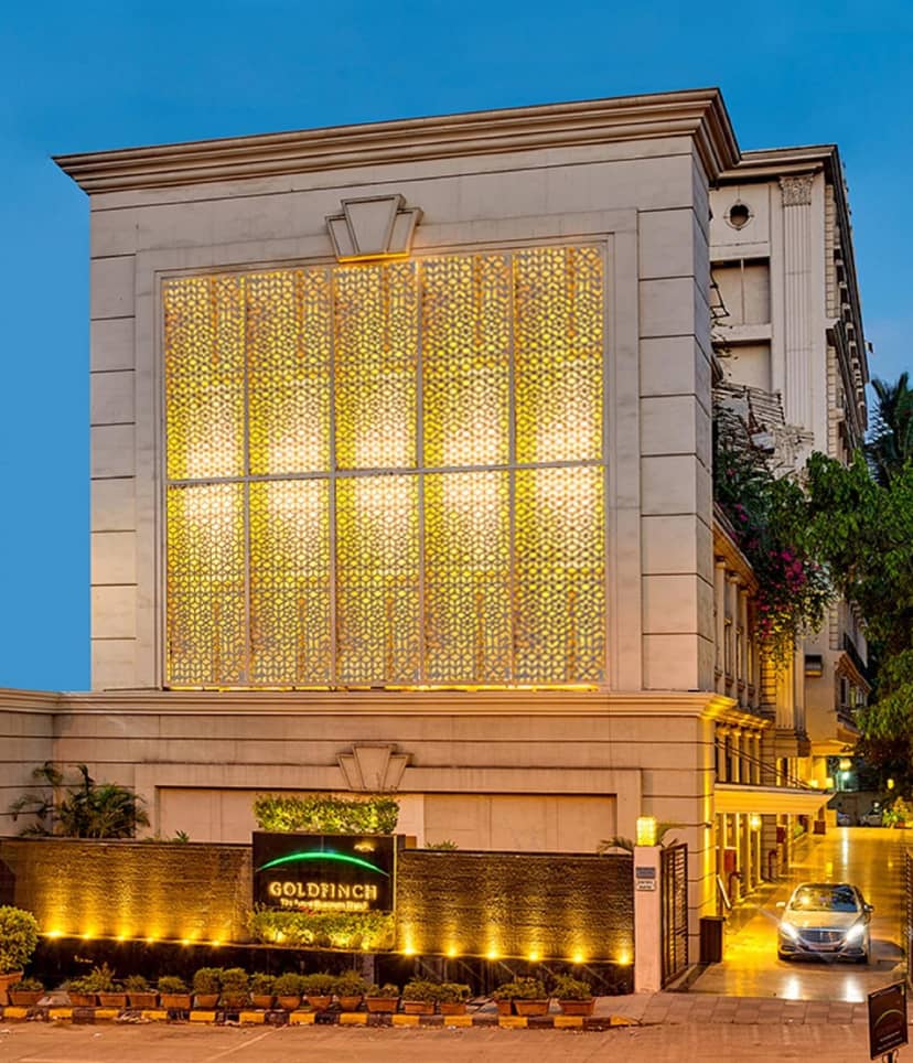 Goldfinch Hotel Mumbai — building