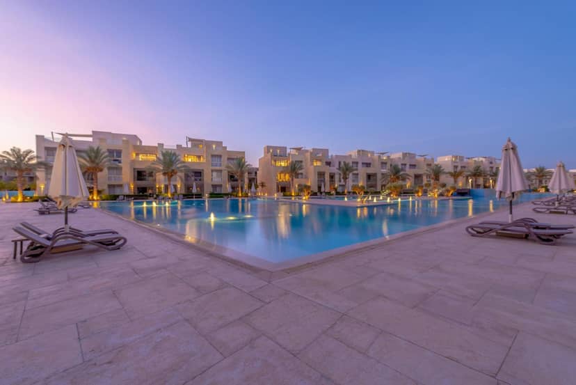 Elegant 2-Bedroom Apartment in Mangroovy, Pool & Beach