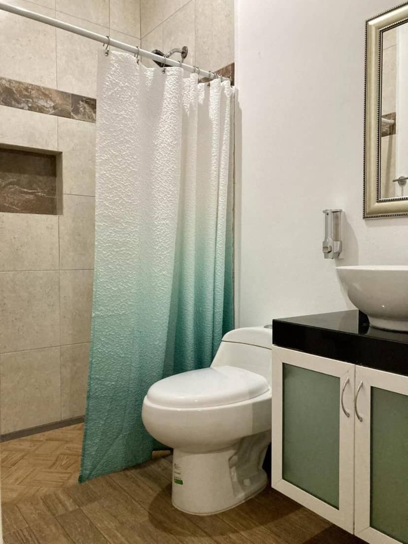 HomeCancun2 — bathroom