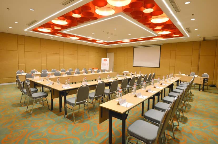 HARRIS Hotel and Conventions Denpasar Bali