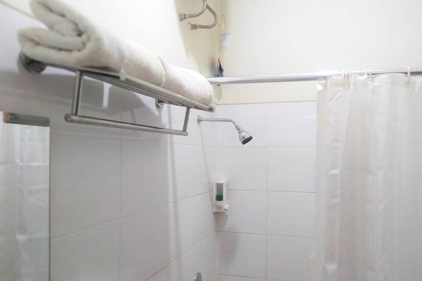 TwoSpaces Living at Residence 6 — bathroom