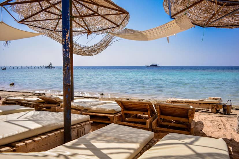 Dive Inn Resort