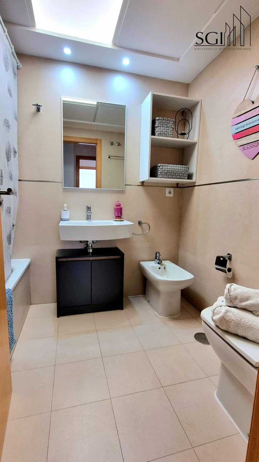 SUNSET Chill Out- Torres D' Oboe — bathroom