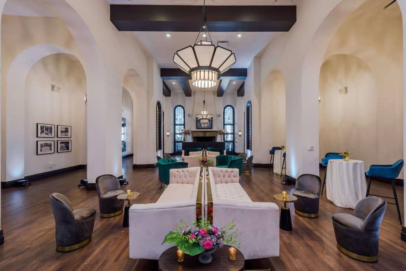 Hotel Figueroa, Unbound Collection by Hyatt