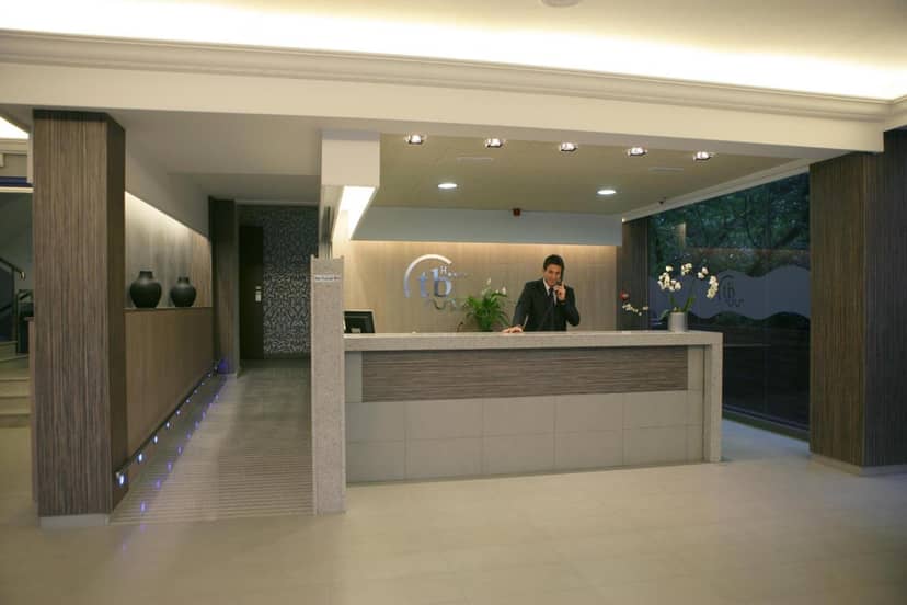Tossa Beach Center — hotel reception