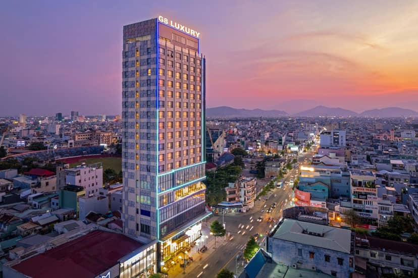 G8 Luxury Hotel Da Nang — building