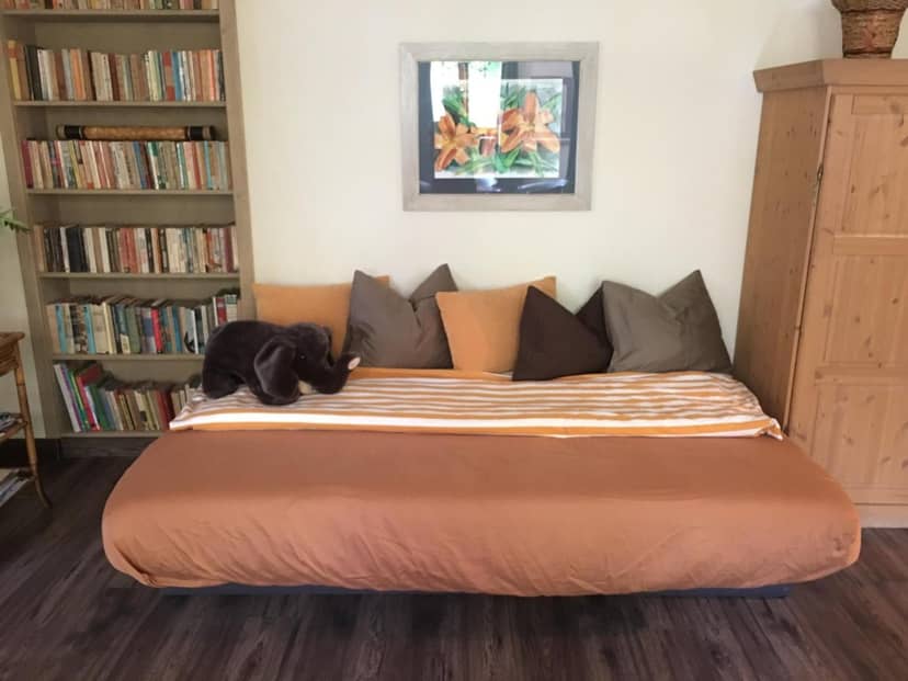 Buda Hills villa apartment — bedroom