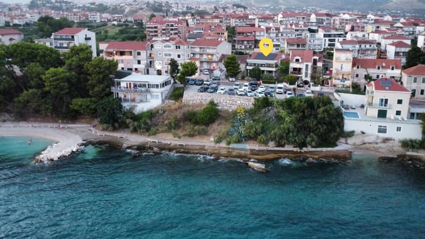 Amfora Maris Apartment — building