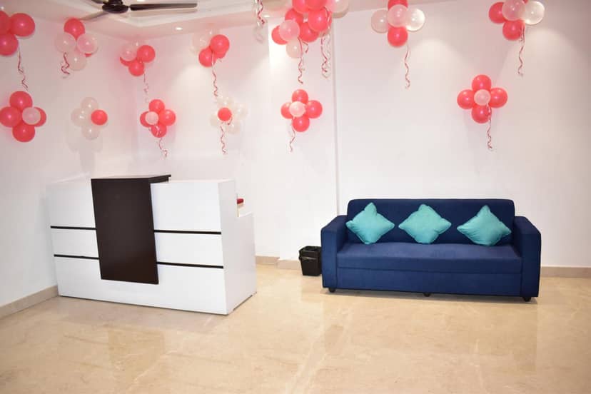 Qotel Comfort Ashok Vihar — recepcion & lobby