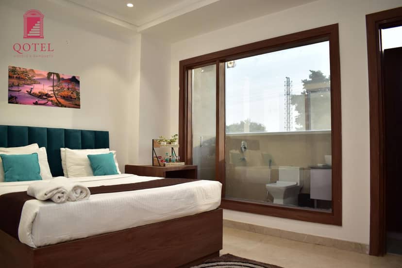 Qotel Comfort Ashok Vihar — hotel room