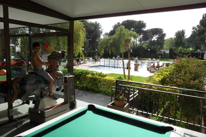 Aparthotel Las Mariposas — activities & amenities