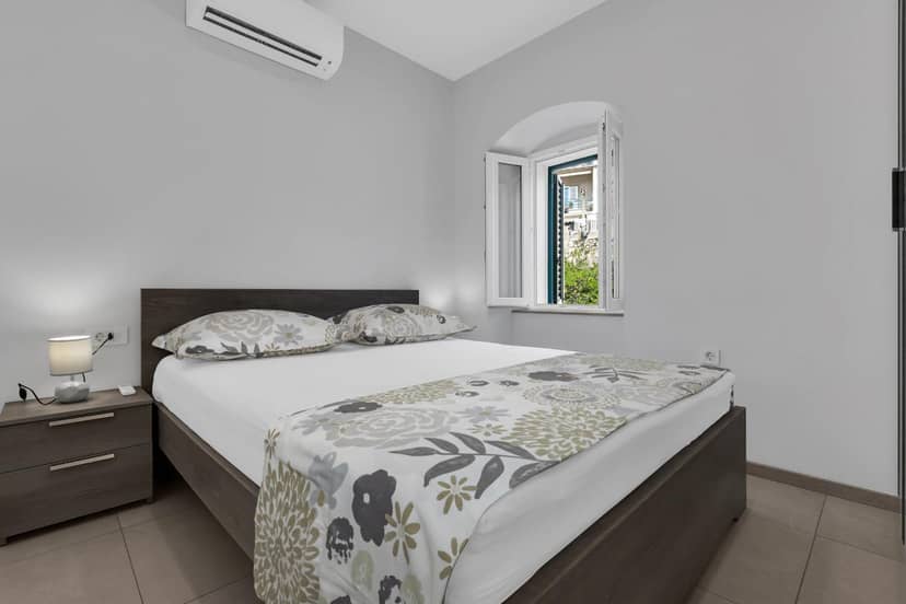 City Center Apartment Dvor Kalalarga — bedroom