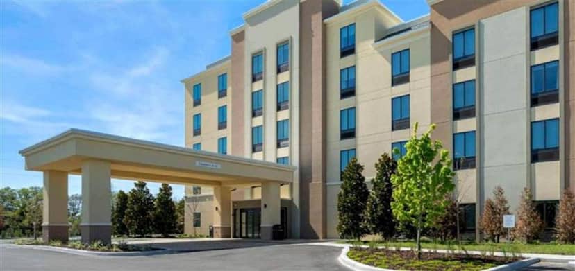 Pestana Orlando Suites - Lake Buena Vista — building
