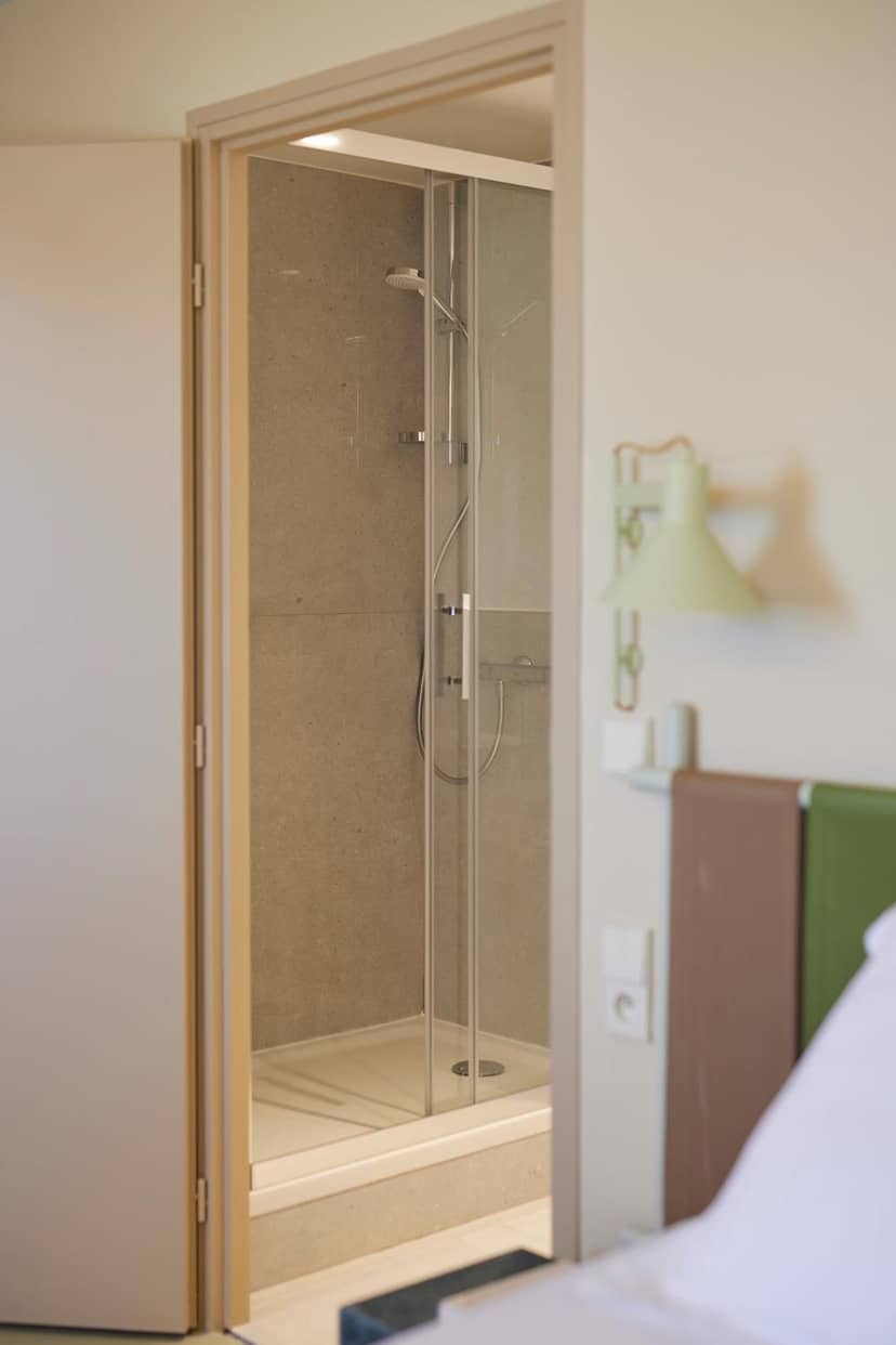 Hotel des Victoires by Soniho — bathroom