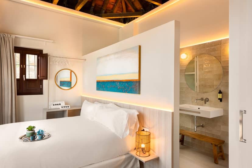 Coeo Fresca Roof Garden Signature Apartments — hotel room