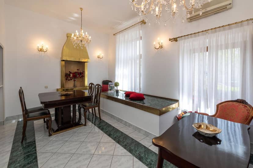 Apartments Villa Castello