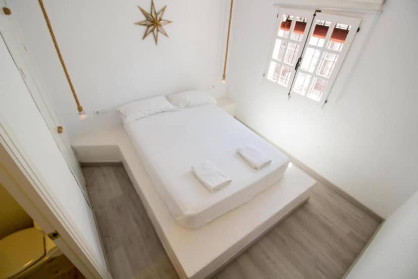 El Refugio de Raquel "My Happy Place" — hotel room