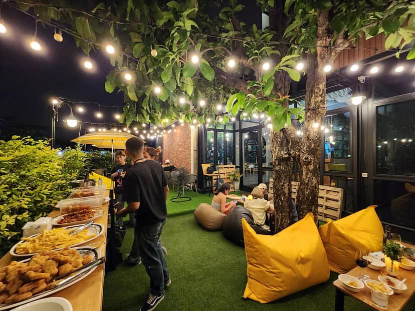 Wayha Hostel Don Mueang Airport — activities & amenities